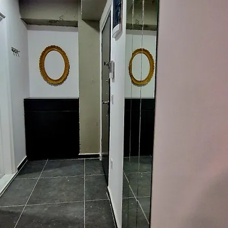 Lägenhet Luxury Iva Vi Skopje