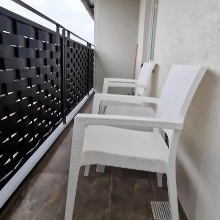 Luxury Iva Vi Üsküp
